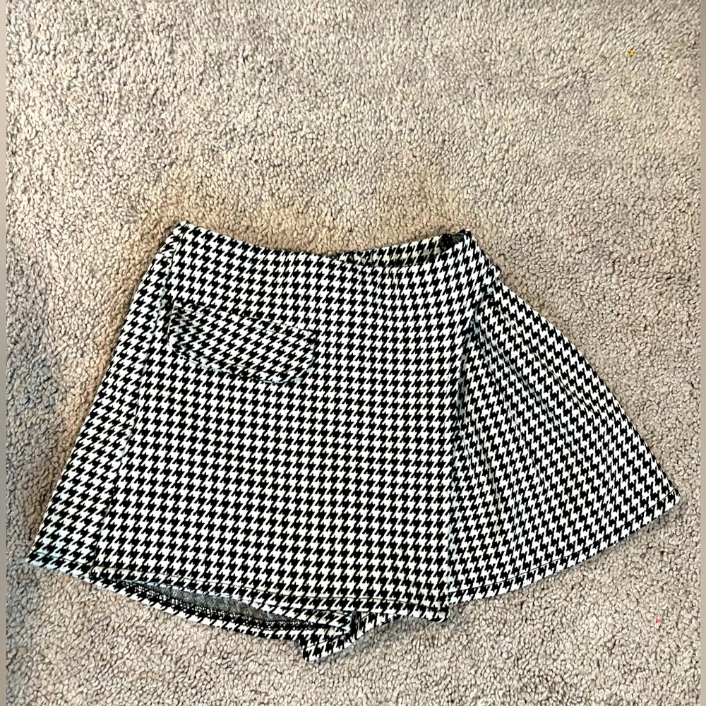 Zara Girls Skort / Size 8